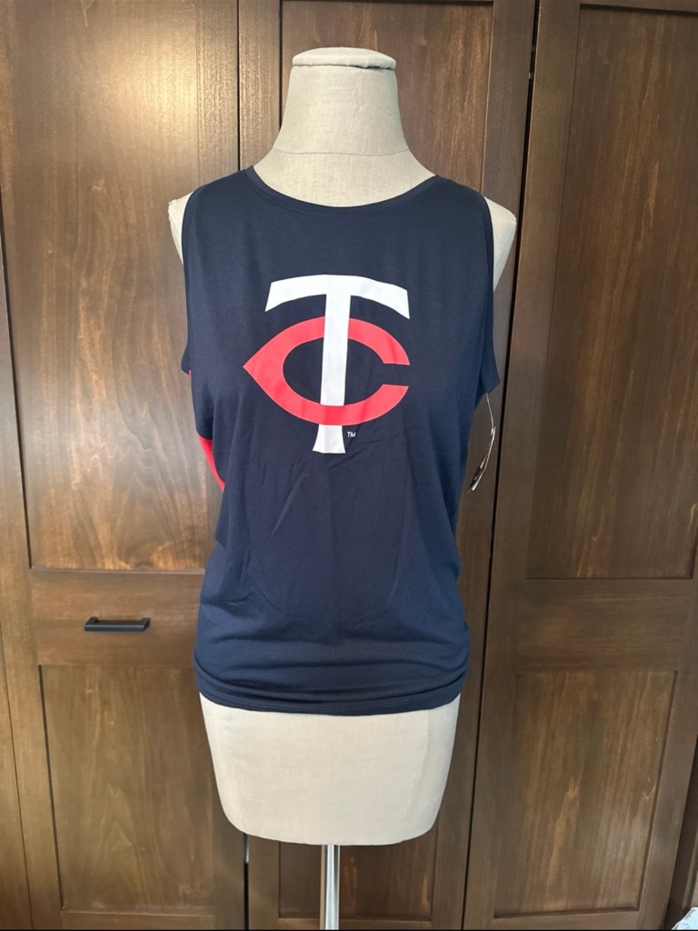 Genuine Minnesota Twins Merchandise Navy Tank with Red & White Logo